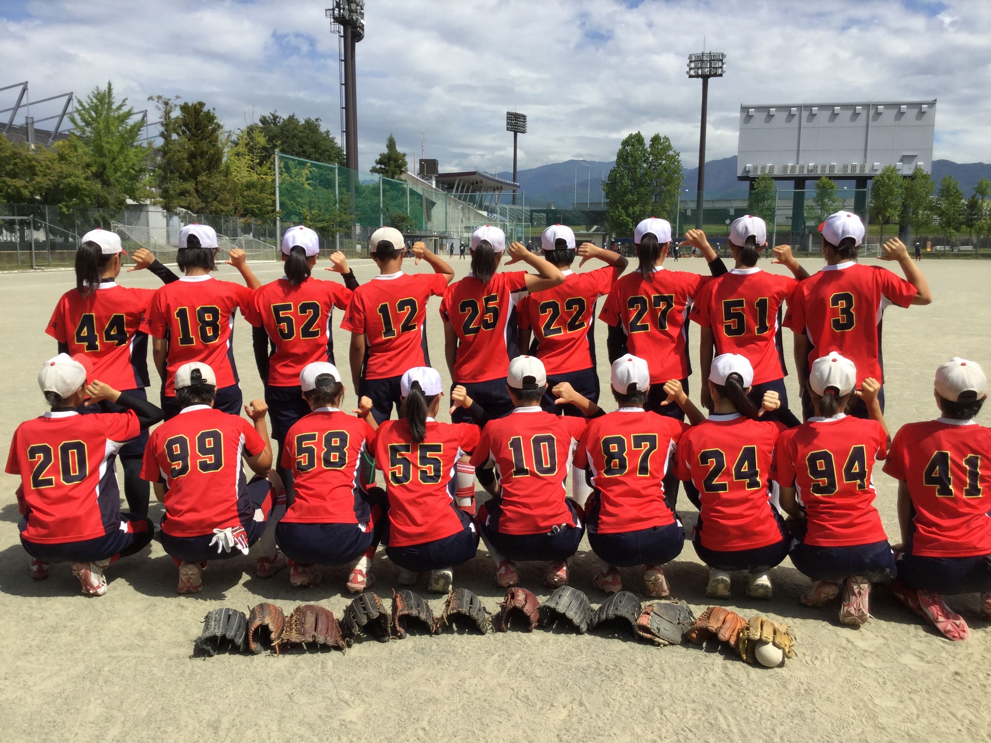 相模女子大学高等部(神奈川県相模原市)/ソフトボール部 全員 相模女子大学高等部(神奈川県相模原市)/ソフトボール部 全員