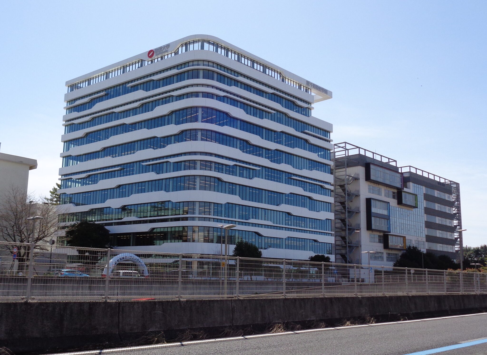 大学情報・この学校に注目 敬愛大学・短期大学「稲毛キャンパスがリニューアル」 よみうり進学メディア